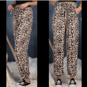 NWT  Leopard Print Soft & Comfy Jogger Pants Lounge Wear